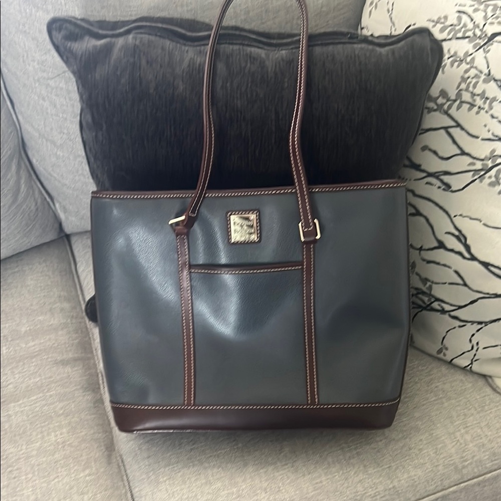 Dooney & Bourke Leather Wexford Helena Tote